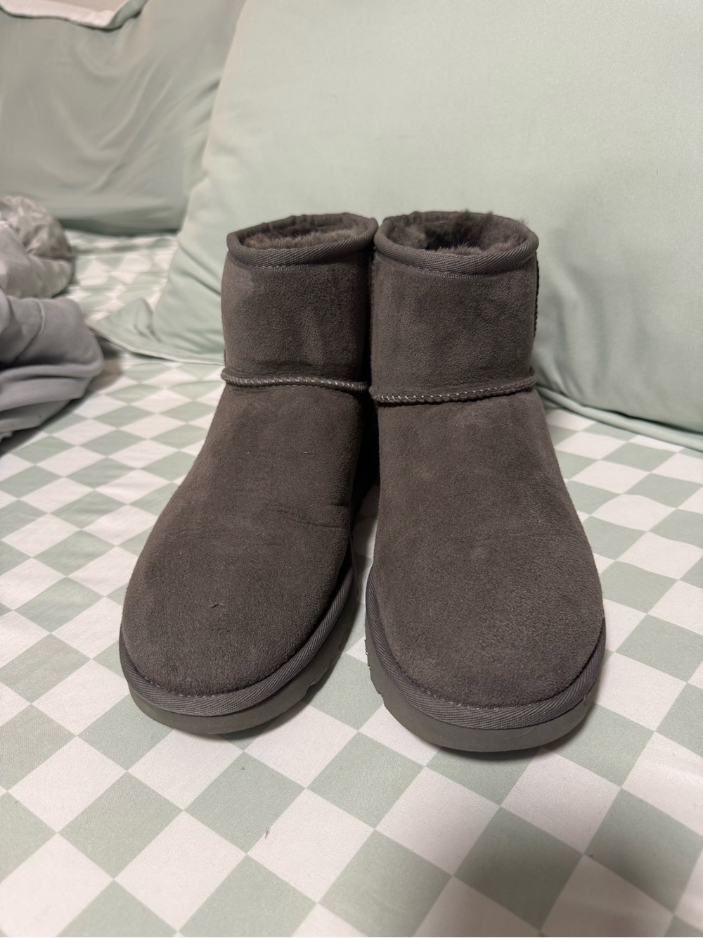UGG Short Suede Ankle Booties - Gray Size 8